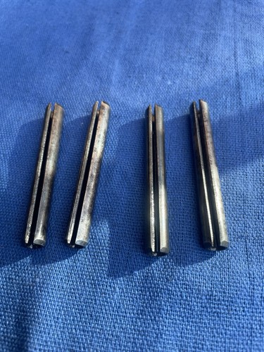 Escort mk1 door hinge - mk1, pins