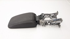 AUDI Q2 ARM REST CENTRE