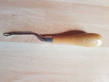 Rug Making Latch Hook Tool with Wooden Handle for Tapestry Carpet Canvas Crafts