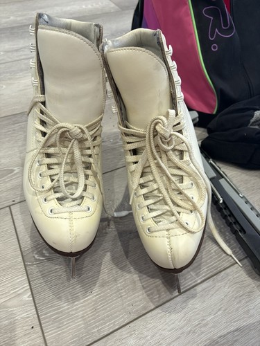 White leather wifa ice skates - leather,
