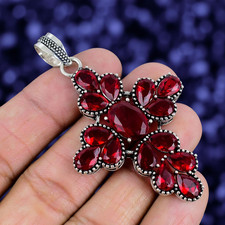 Mozambique garnet gemstone - garnet,