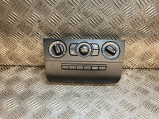 BMW 1 SERIES 116I SPORT 2011