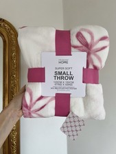 Primark Viral Pink & White Bow