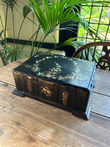 Antique victorian mother - victorian,