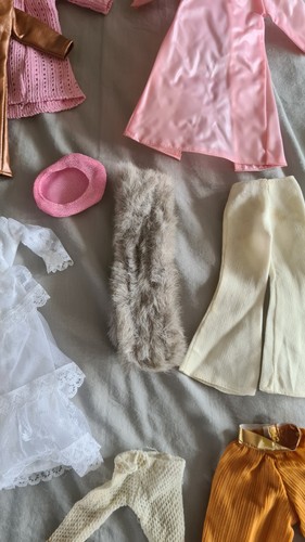 Various sindy clothes - various,