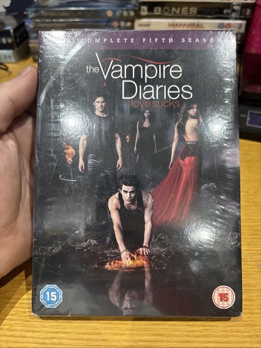 Vampire diaries series - -,
