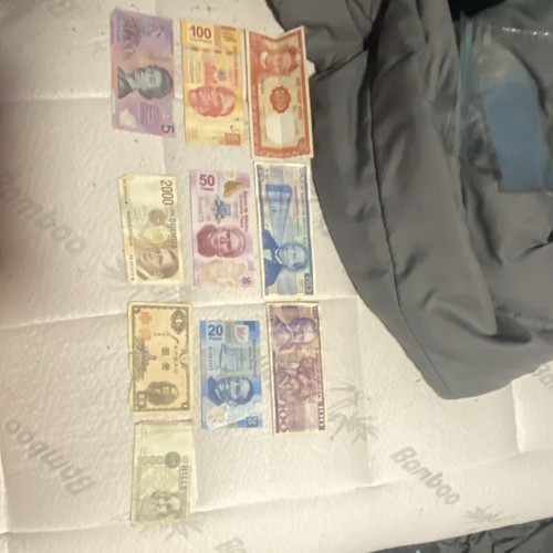 World paper money - paper, set