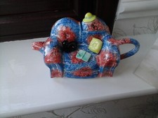 Novelty Creamic Tea-Pot, Sofa Style.Pink/Blue Colour.Never Been Used.Slight Nick