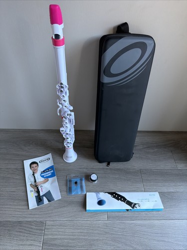 Nuvo clarineo clarinet - clarineo,
