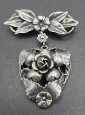 Vintage Art Nouveau Floral