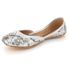 Women Embroidered Punjabi