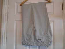 NEW MENS ISLAND GREEN GOLF