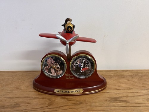 Wallace gromit a close - &,