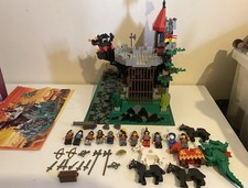 Lego Castle Dragon Knights 6082 Fire Breathing Fortress(Read )