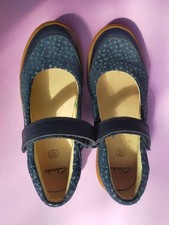 Clarks Girls Navy Blue Shoes with hook and loop fastening, Size 12.5 F