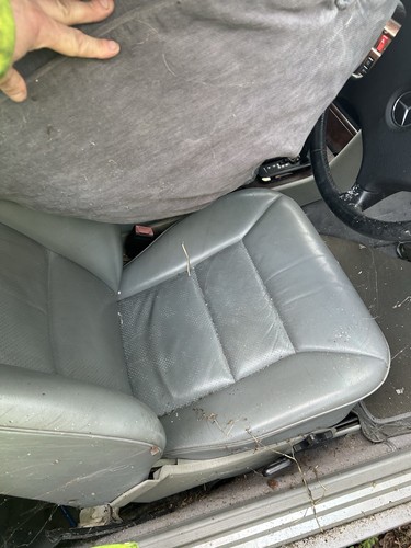 Mercedes w124 leather - ce,