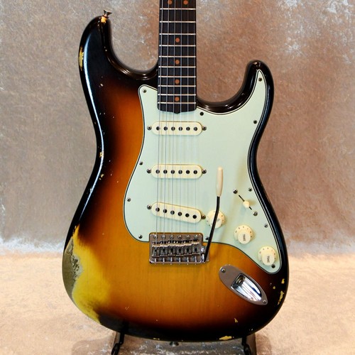 Fender custom shop limited - fender,