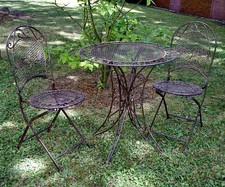 Garden table + 2x chair iron