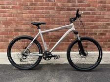 Specialized Rockhopper Aluminium Mountain Bike 21” Frame. 26”Wheel