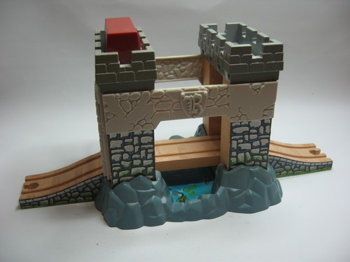 Castle draw bridge for - ,