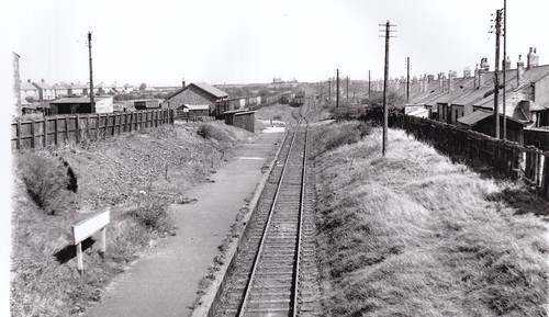 Broomhill railway station - broomhill,