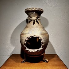 Rustic Clay Pottery Table Top