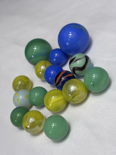 Vintage glass marbles 2 - 16,