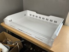 NICE! Genuine LG Refrigerator