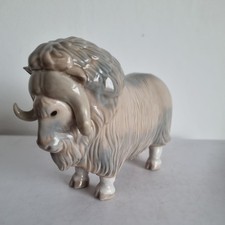Lladro Zaphir Porcelain Bison