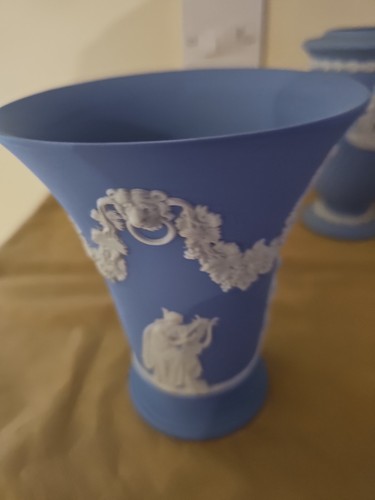 Vintage 1975 wedgewood - 1975, matte
