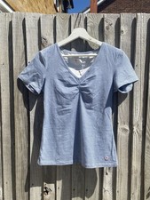 Soft Blue Manuka yoga pleatt Cotton V-Neck Top – Size 12