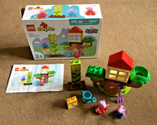 LEGO - DUPLO - ( SET 10431 - PEPPA PIG GARDEN AND TREE HOUSE ) - COMPLETE