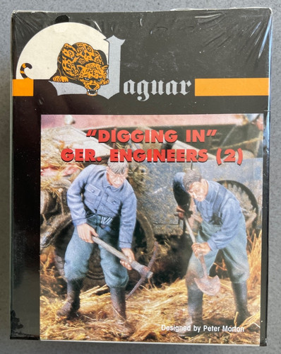 Jaguar models digging - models, in