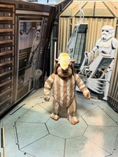 Star Wars 3.75” Logray Ewok