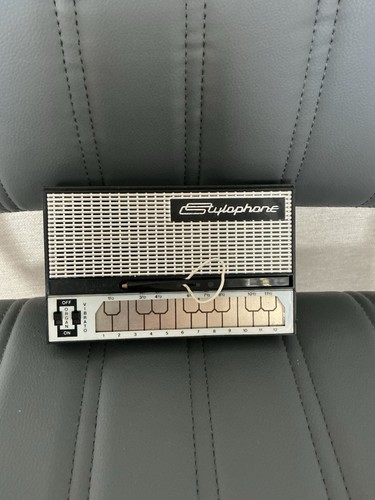 True retro stylophone - true,