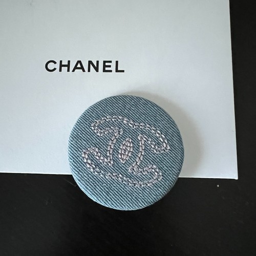 Authentic chanel beauty vip - authentic,