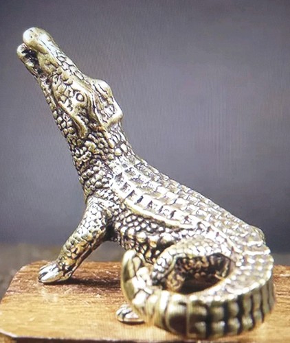 Brass crocodile mini sweet - crocodile,