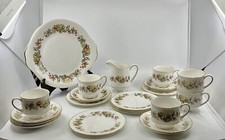 ROYAL STANDARD FINE BONE CHINA  LYNDALE 20 PIECE TEA SET  Sh85