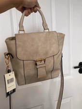 adorable grey/ beige side bag