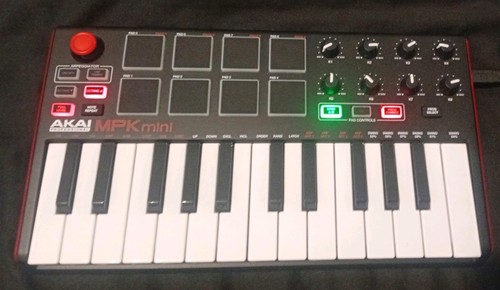 Akai mpk mini mk3 - mini,
