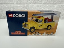 Corgi 07106 Land Rover - West Sussex Fire Brigade - 1:43