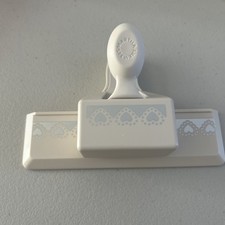 Martha Stewart Paper Boarder Punch Hearts