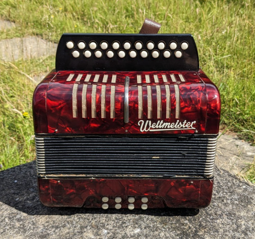 Weltmeiser melodeon - cf,