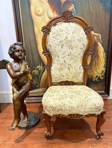 Queen victoria walnut - queen,