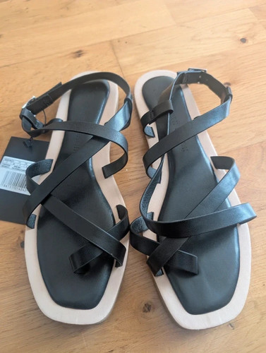 New black south strappy - £28,