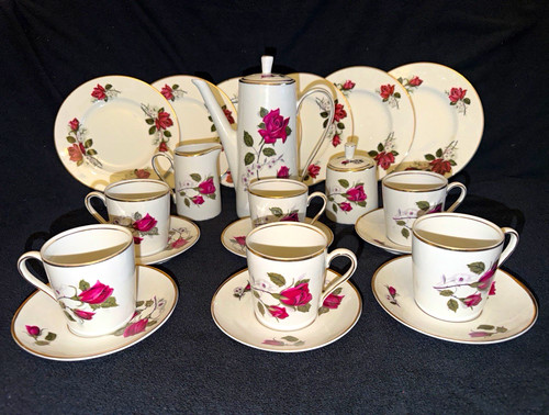 Chodzież porcelain coffee pot - chodzież,