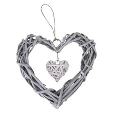 Chic Wicker Hanging Hearts