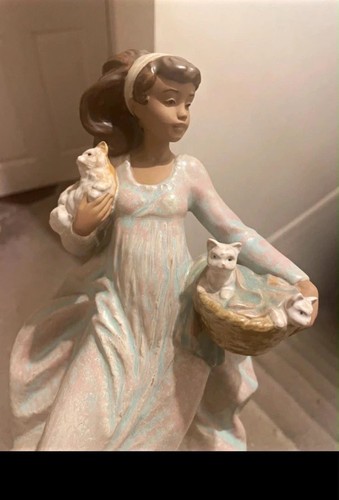 Lladró porcelain basket of - porcelain,