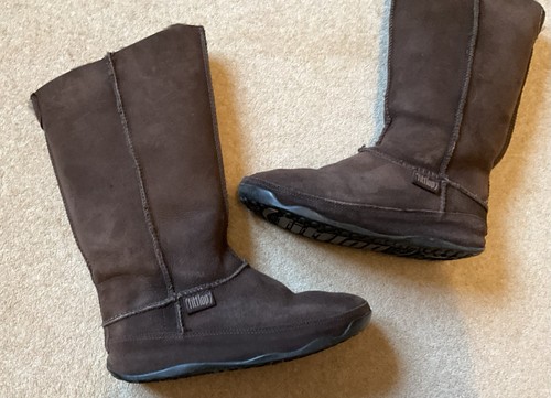 Fitflop tall chocolate mukluk - fitflop,