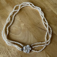 Mother Of Pearl Pendant And 4mmFresh Water Beads Fine Necklace 47cm Long